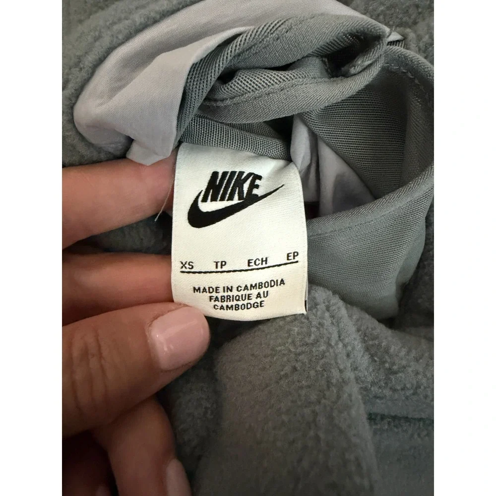 Nike Sportswear Sports Utility Reversible Vest Womens XS Gray Oversized Fleece